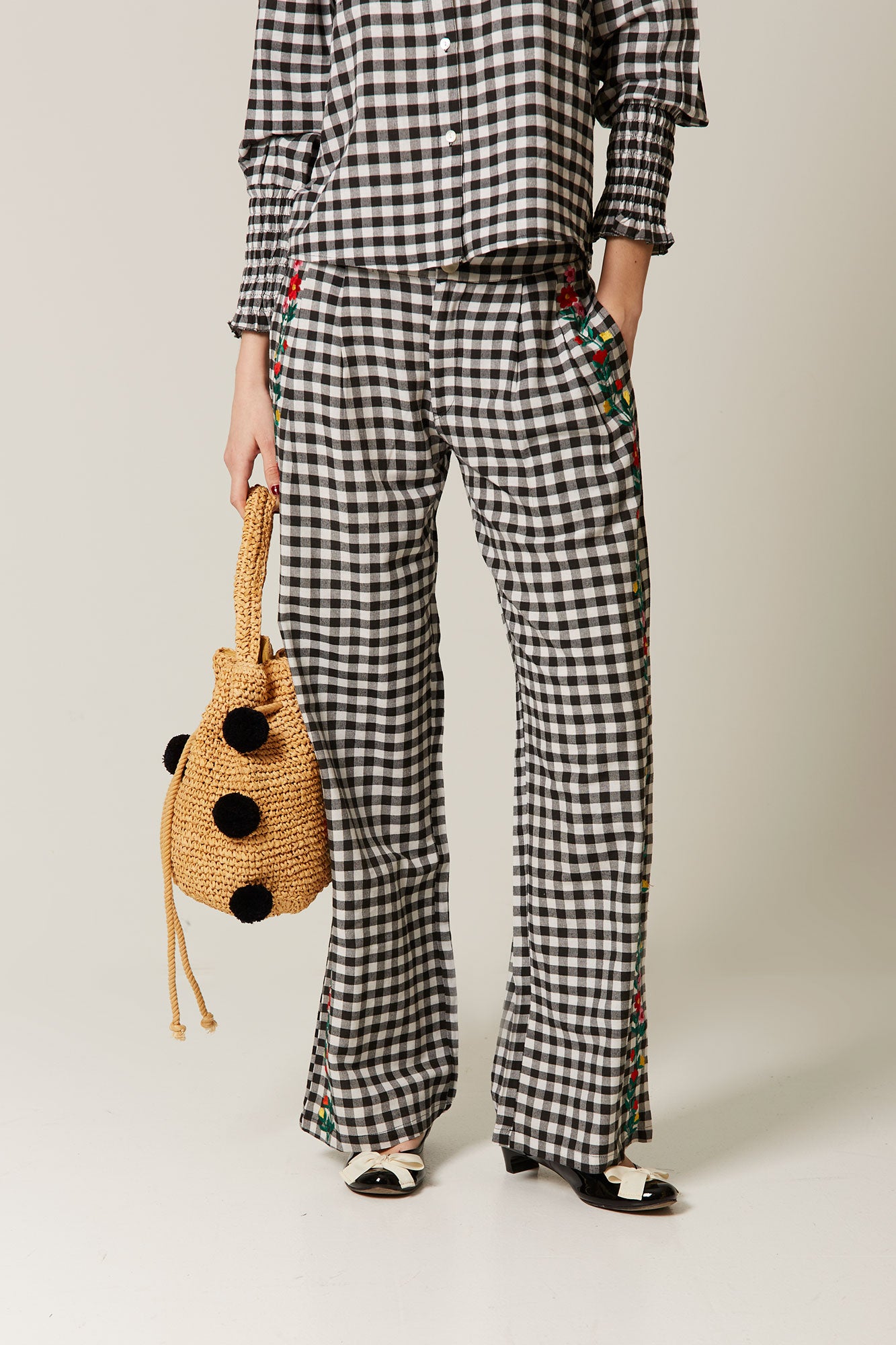 PANTALON LUCCANEGRO 