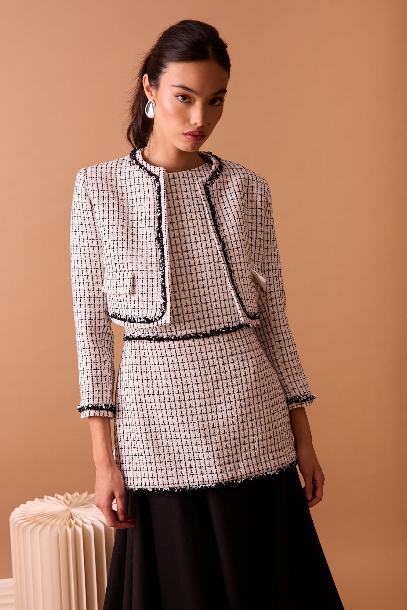 WHITE/BLACK WATER LILY JACKET