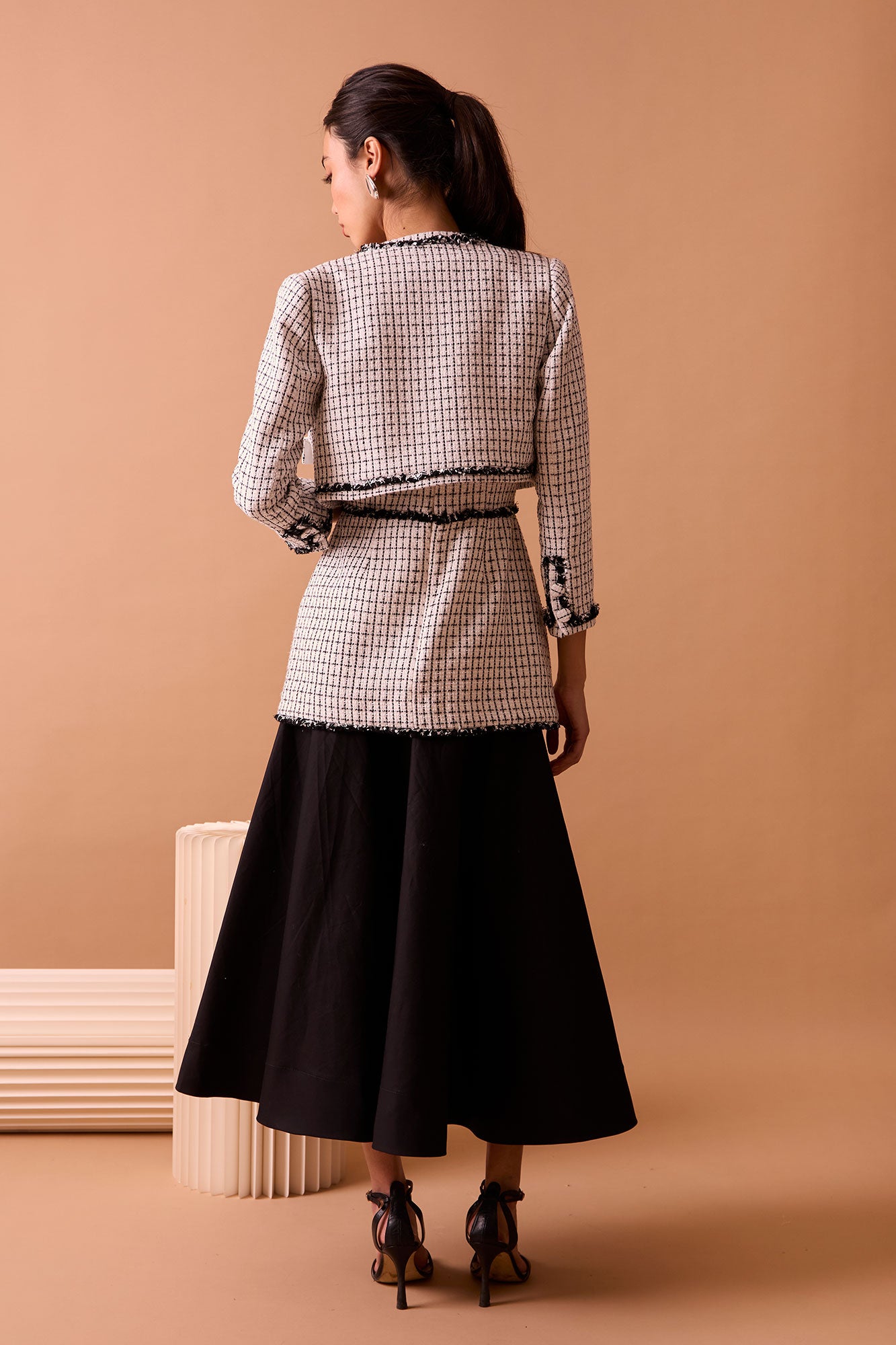 WHITE/BLACK WATER LILY JACKET