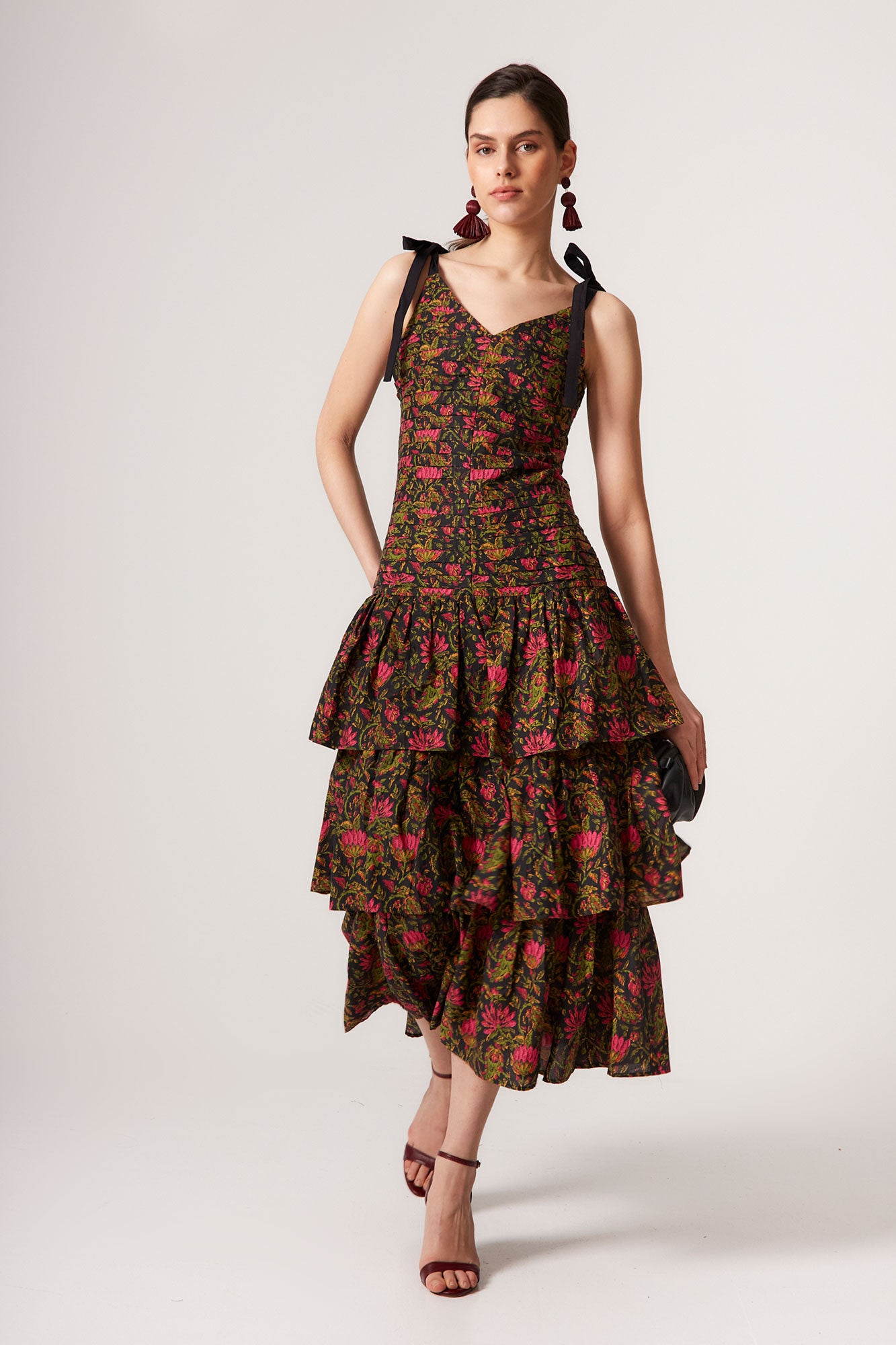 ROBE ISOLDE EST.À FLEURS BLEUES