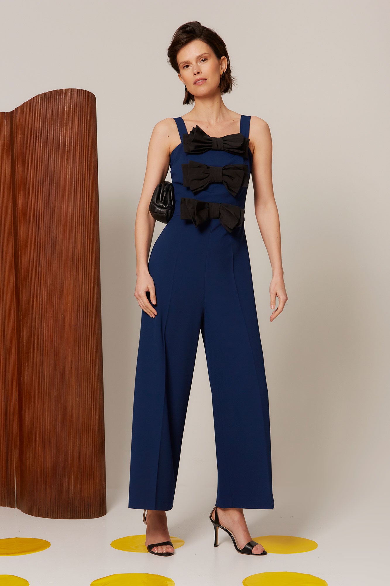 MONO GABRIELA MARINO