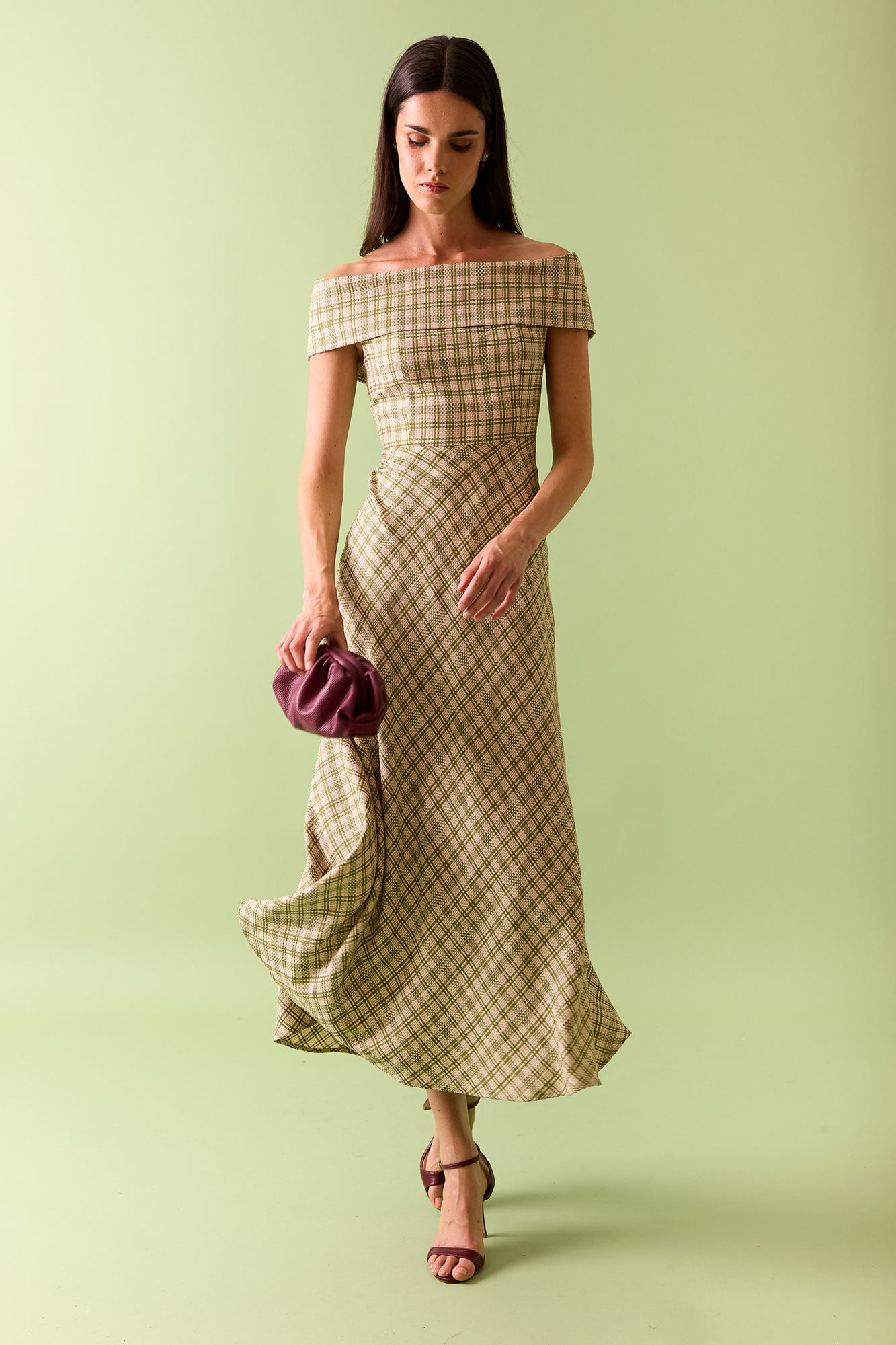VESTIDO HIRUSTAVERDE 