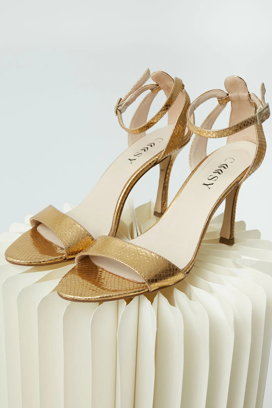 SANDALIAS PIEL DORADO