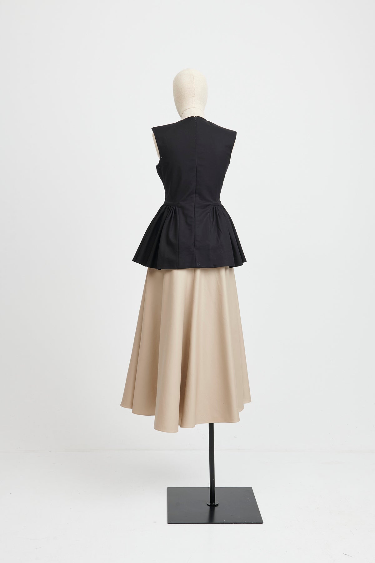 VESTIDO ASTRID NEGRO/CAMEL