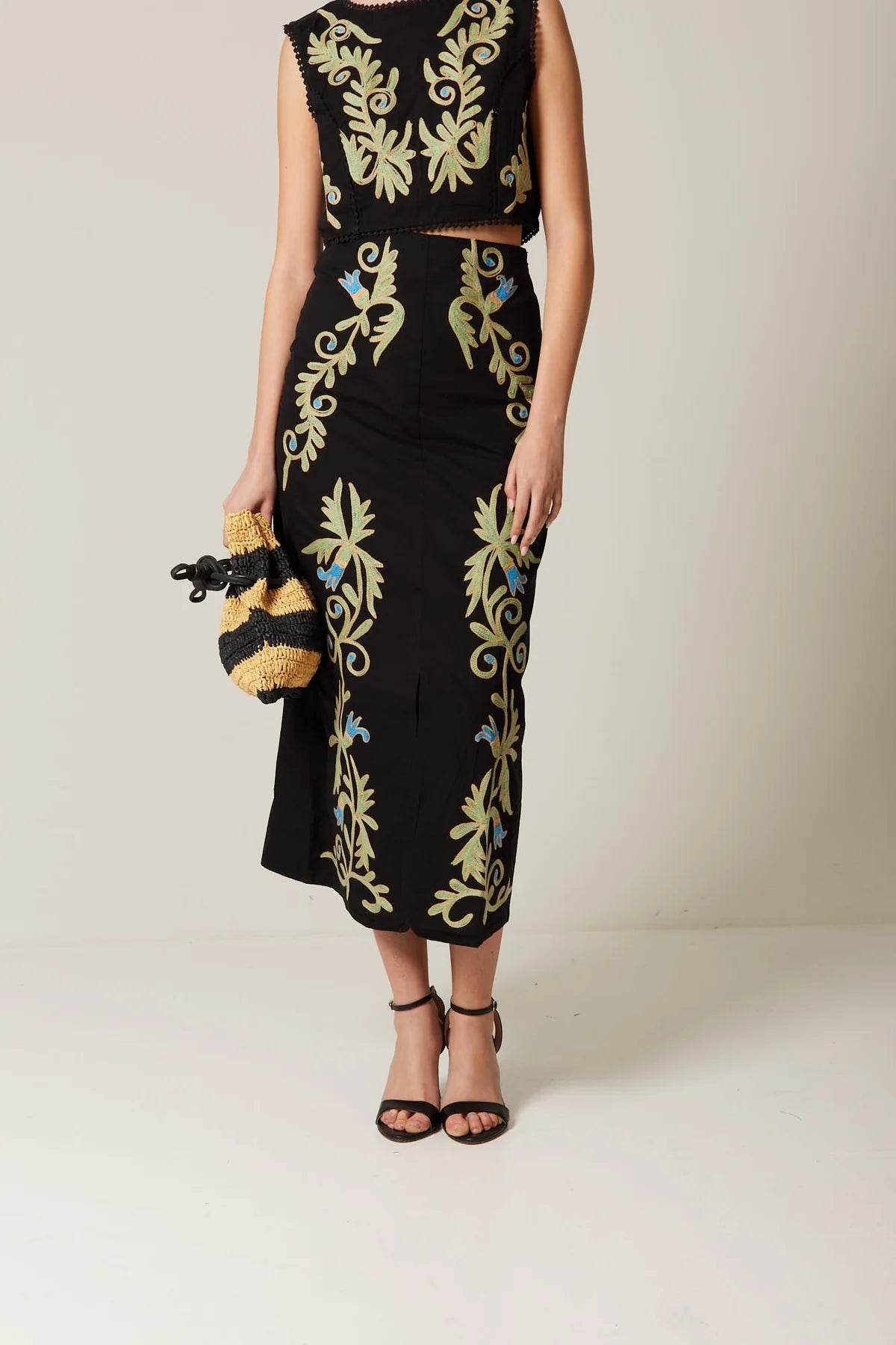 CONJUNTO LAVANDA NEGRO