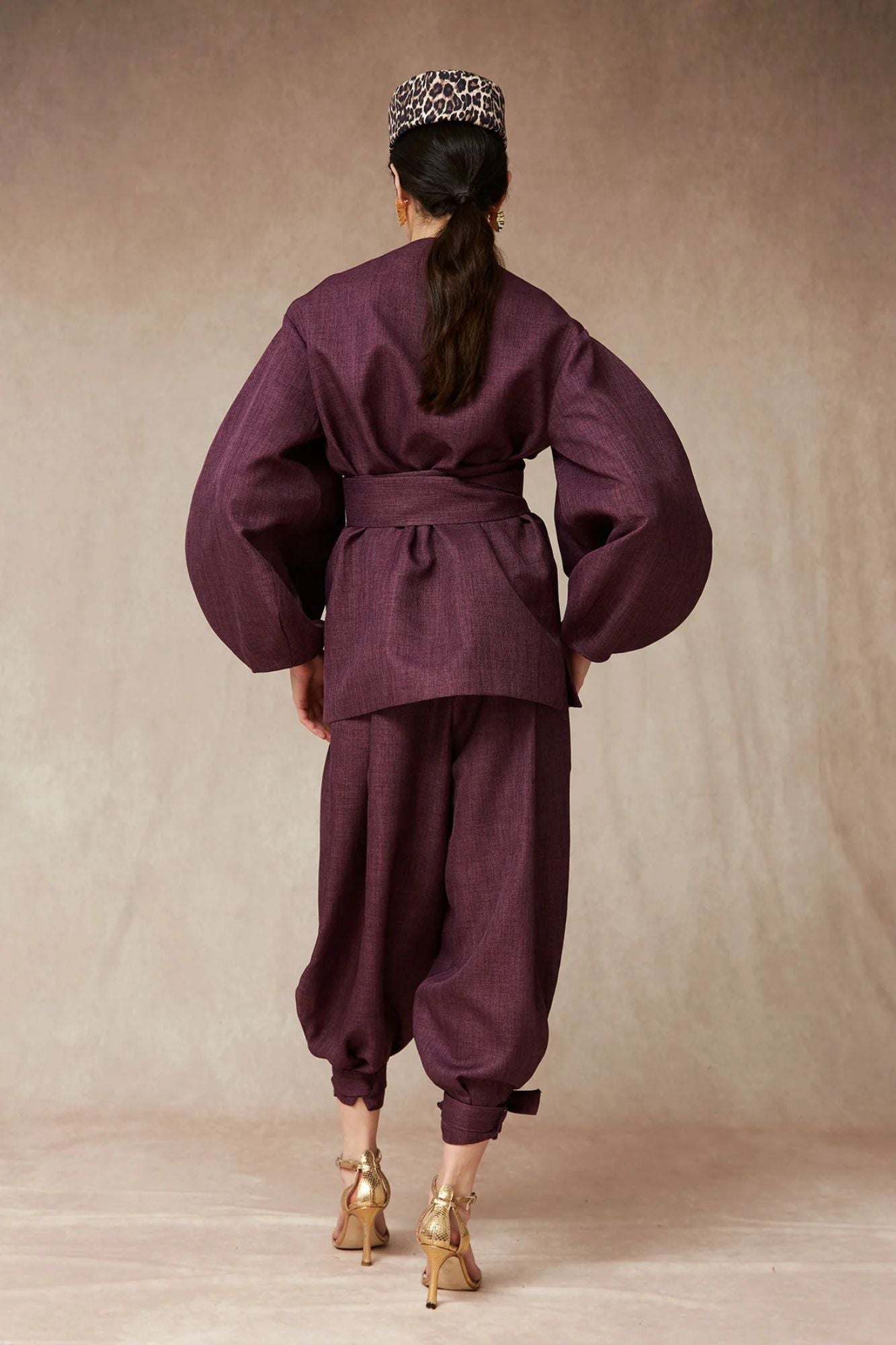 PANTALON BRUNO MORADO