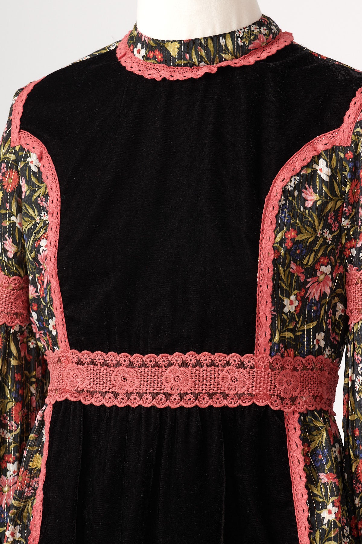 MULTICOLORED DAISY DRESS