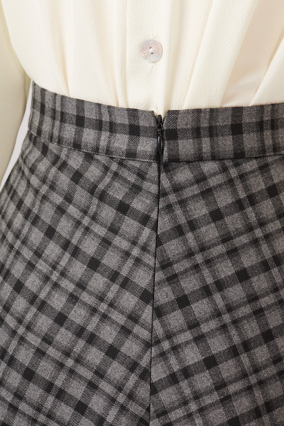 FALDA NOIRA GRIS