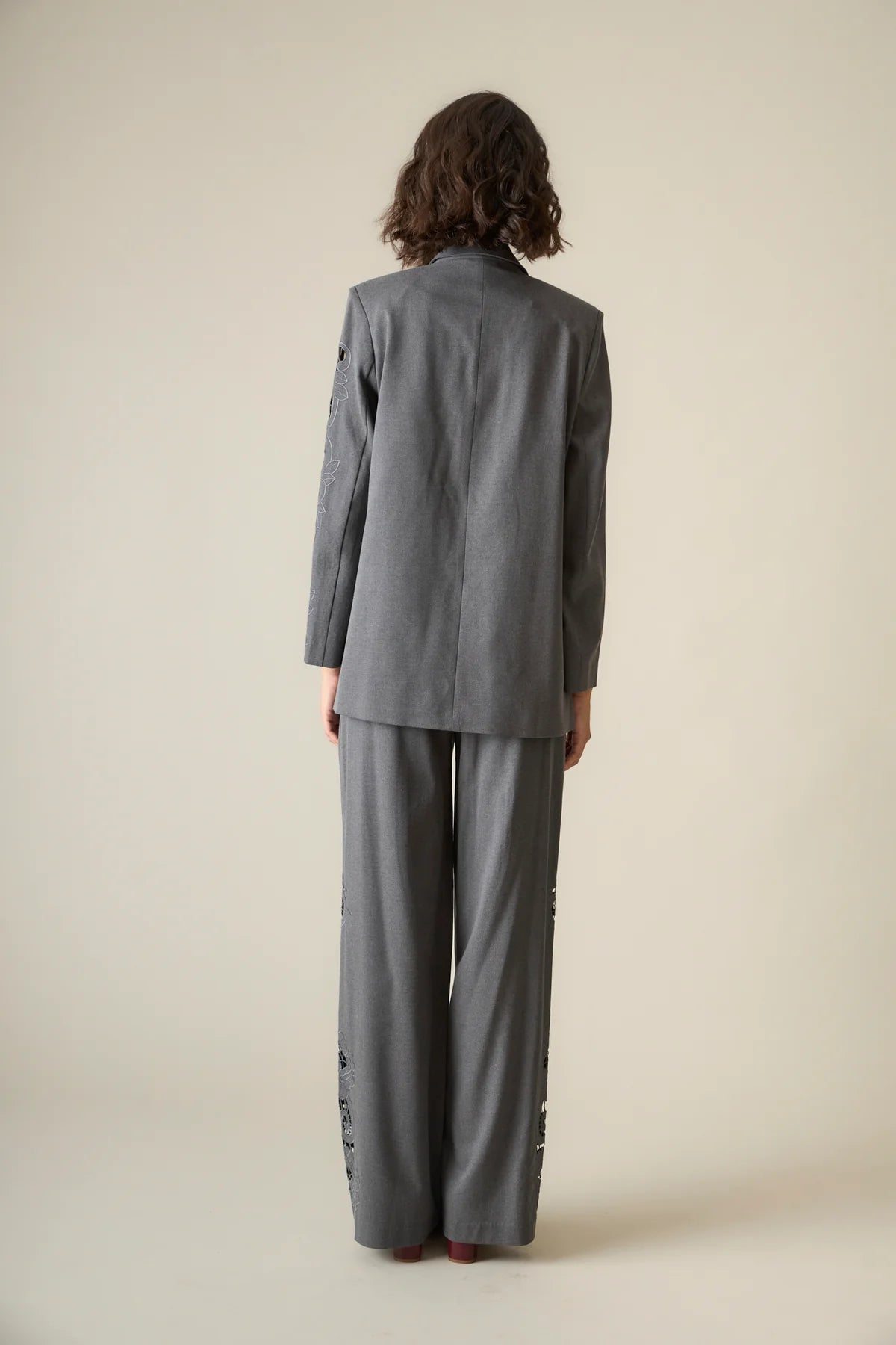 PANTALON ZOLA GRIS