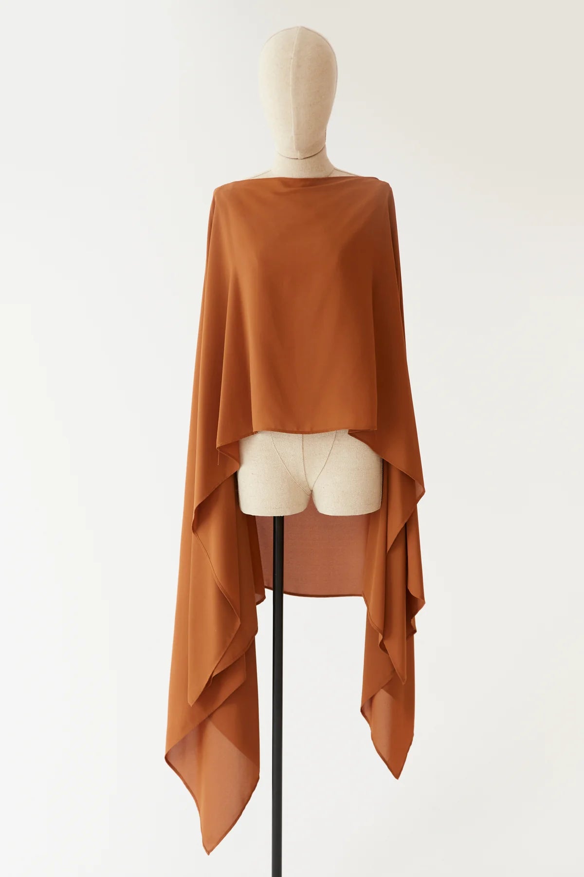 LAIA CAMEL CAPE