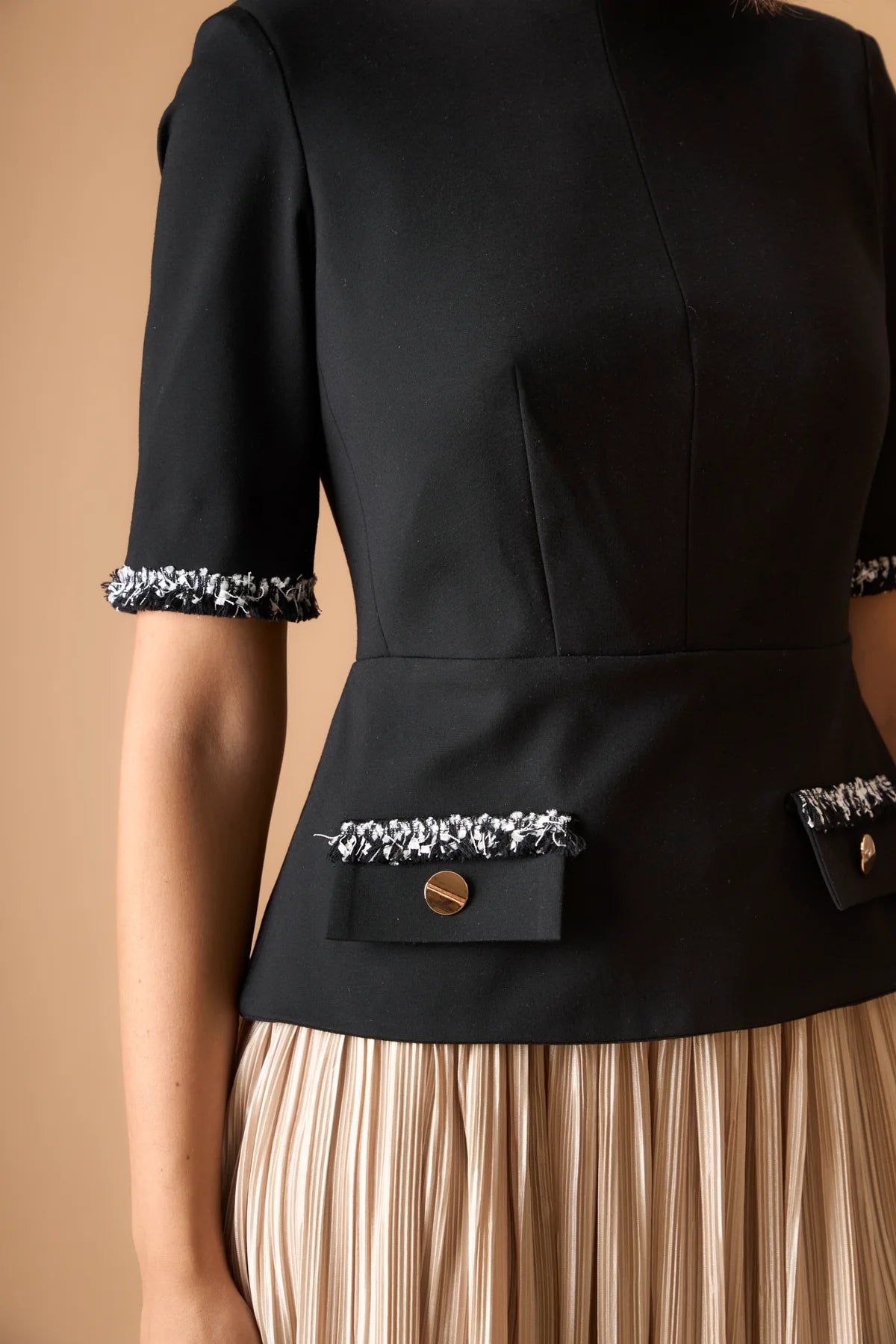 VESTIDO HADARA NEGRO/BEIGE